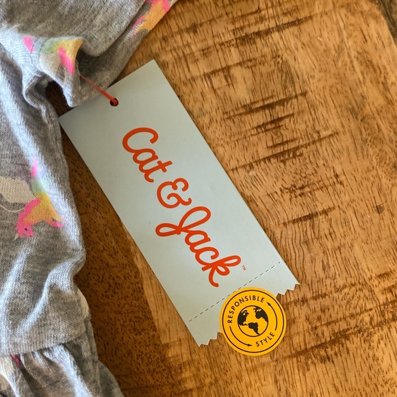 NWT girls size 4T grey dress with unicorns - Picture 2 of 6